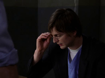 Law-and-order-svu-4x24-screencaps-0424.png