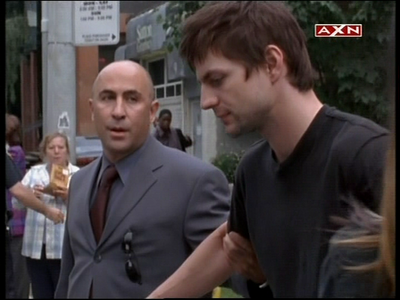 Street-time-2x08-screencaps-0372.png