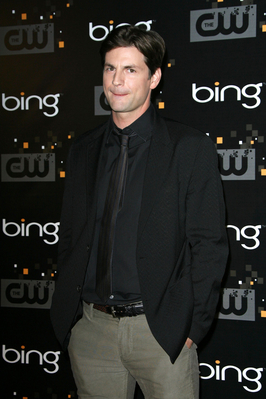 The-secret-circle-cw-premiere-party-arrivals-sept-10th-2011-006.jpg