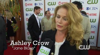 Tsc-tca-red-carpet-interview1-screencaps-aug-3rd-2011-009.png