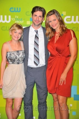 The-secret-circle-cw-upfront-arrivals-may-19th-2011-0129.jpg