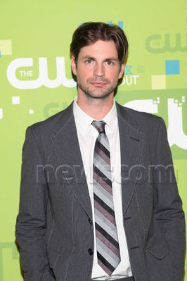 The-secret-circle-cw-upfront-arrivals-may-19th-2011-0157.jpg