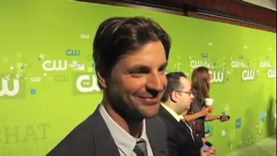 Tsc-upfront-red-carpet-interview-by-carina-mackenzie-zap2it-screencaps-may-19th-2011-00104.png