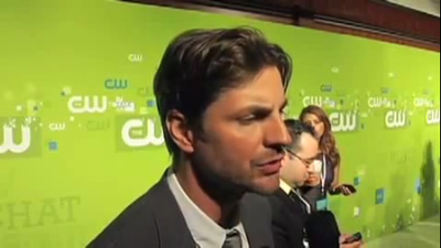 Tsc-upfront-red-carpet-interview-by-carina-mackenzie-zap2it-screencaps-may-19th-2011-00150.png