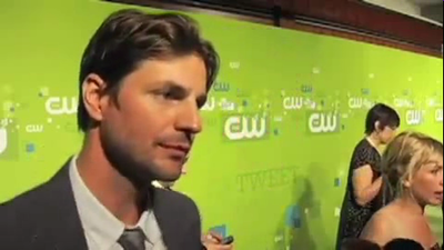 Tsc-upfront-red-carpet-interview-by-carina-mackenzie-zap2it-screencaps-may-19th-2011-00416.png