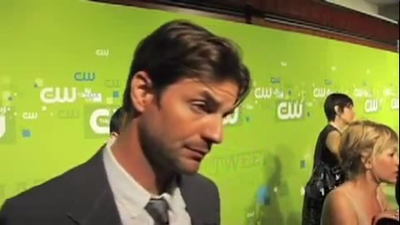 Tsc-upfront-red-carpet-interview-by-carina-mackenzie-zap2it-screencaps-may-19th-2011-00435.png