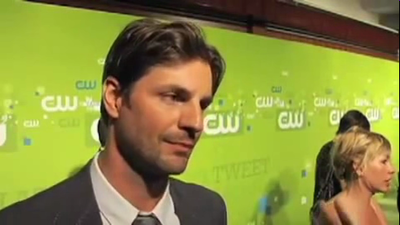 Tsc-upfront-red-carpet-interview-by-carina-mackenzie-zap2it-screencaps-may-19th-2011-00514.png