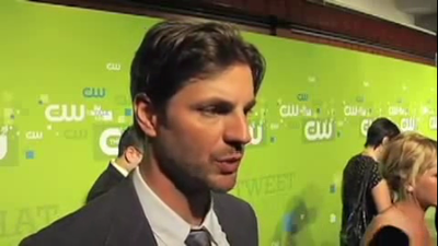 Tsc-upfront-red-carpet-interview-by-carina-mackenzie-zap2it-screencaps-may-19th-2011-00535.png