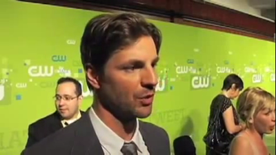 Tsc-upfront-red-carpet-interview-by-carina-mackenzie-zap2it-screencaps-may-19th-2011-00592.png