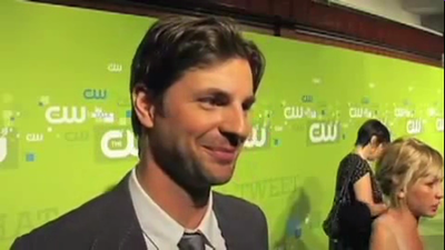 Tsc-upfront-red-carpet-interview-by-carina-mackenzie-zap2it-screencaps-may-19th-2011-00604.png