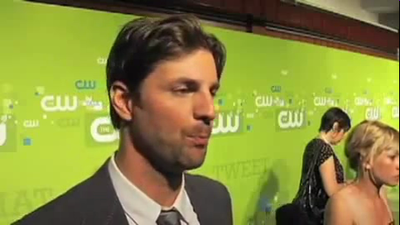 Tsc-upfront-red-carpet-interview-by-carina-mackenzie-zap2it-screencaps-may-19th-2011-00616.png