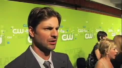 Tsc-upfront-red-carpet-interview-by-carina-mackenzie-zap2it-screencaps-may-19th-2011-00718.png