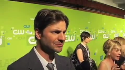 Tsc-upfront-red-carpet-interview-by-carina-mackenzie-zap2it-screencaps-may-19th-2011-00724.png