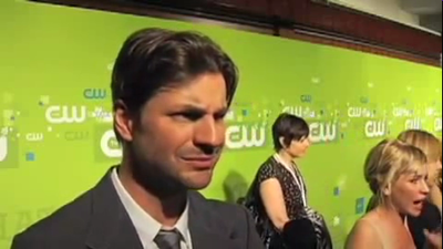 Tsc-upfront-red-carpet-interview-by-carina-mackenzie-zap2it-screencaps-may-19th-2011-00726.png