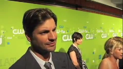 Tsc-upfront-red-carpet-interview-by-carina-mackenzie-zap2it-screencaps-may-19th-2011-00732.png