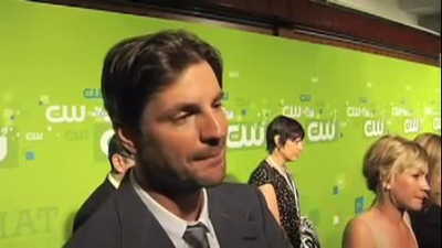 Tsc-upfront-red-carpet-interview-by-carina-mackenzie-zap2it-screencaps-may-19th-2011-00742.png