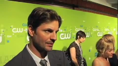 Tsc-upfront-red-carpet-interview-by-carina-mackenzie-zap2it-screencaps-may-19th-2011-00752.png