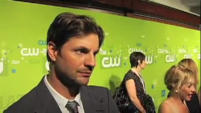 Tsc-upfront-red-carpet-interview-by-carina-mackenzie-zap2it-screencaps-may-19th-2011-00755.png