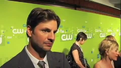 Tsc-upfront-red-carpet-interview-by-carina-mackenzie-zap2it-screencaps-may-19th-2011-00759.png