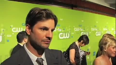 Tsc-upfront-red-carpet-interview-by-carina-mackenzie-zap2it-screencaps-may-19th-2011-00761.png