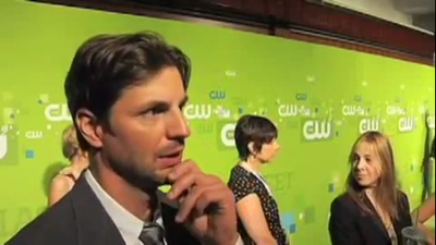 Tsc-upfront-red-carpet-interview-by-carina-mackenzie-zap2it-screencaps-may-19th-2011-00916.png