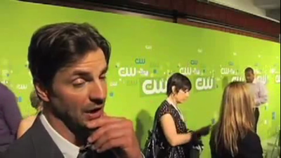 Tsc-upfront-red-carpet-interview-by-carina-mackenzie-zap2it-screencaps-may-19th-2011-00955.png