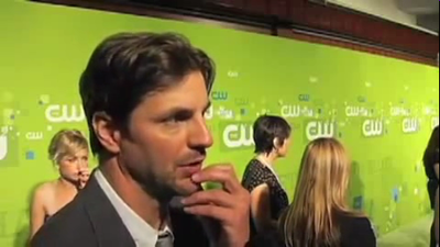 Tsc-upfront-red-carpet-interview-by-carina-mackenzie-zap2it-screencaps-may-19th-2011-00996.png