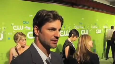 Tsc-upfront-red-carpet-interview-by-carina-mackenzie-zap2it-screencaps-may-19th-2011-01058.png