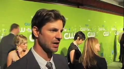 Tsc-upfront-red-carpet-interview-by-carina-mackenzie-zap2it-screencaps-may-19th-2011-01060.png