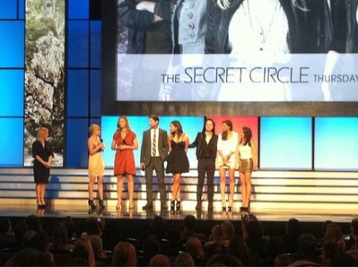 The-secret-circle-cw-upfront-presentation-may-19th-2011-002.jpg