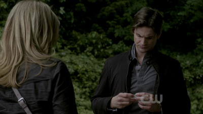 The-secret-circle-1x02-screencaps-0108.png