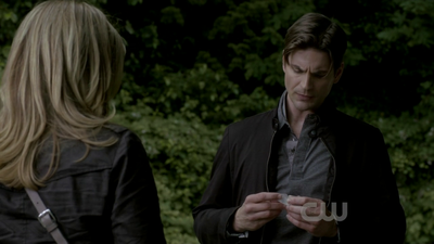 The-secret-circle-1x02-screencaps-0110.png