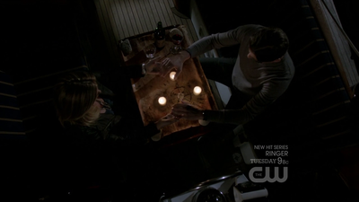 The-secret-circle-1x05-screencaps-0182.png