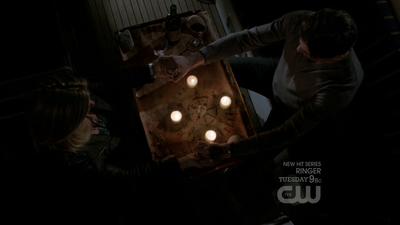 The-secret-circle-1x05-screencaps-0190.png