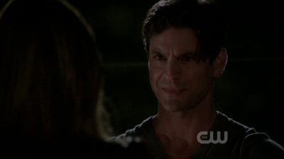 The-secret-circle-1x05-screencaps-0212.png