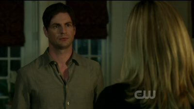 The-secret-circle-1x08-screencaps-0102.png