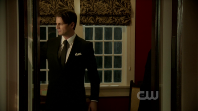 The-secret-circle-1x09-screencaps-0005.png