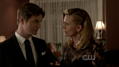 The-secret-circle-1x09-screencaps-0397.png