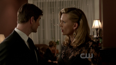 The-secret-circle-1x09-screencaps-0402.png