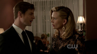 The-secret-circle-1x09-screencaps-0404.png