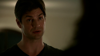 The-secret-circle-1x10-screencaps-0664.png