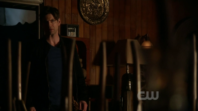 The-secret-circle-1x12-screencaps-0265.png