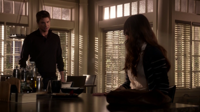 The-secret-circle-1x21-screencaps-0032.png