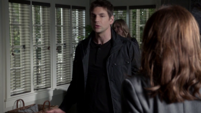 The-secret-circle-1x22-screencaps-0096.png