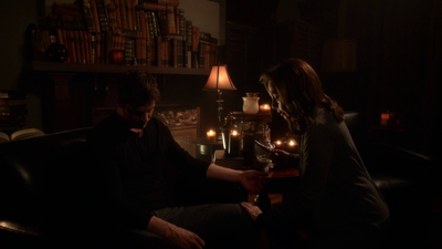 The-secret-circle-1x22-screencaps-0392.png